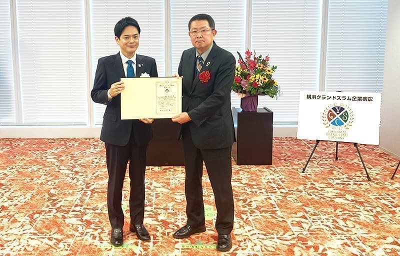 市長とたにもと建設の社長